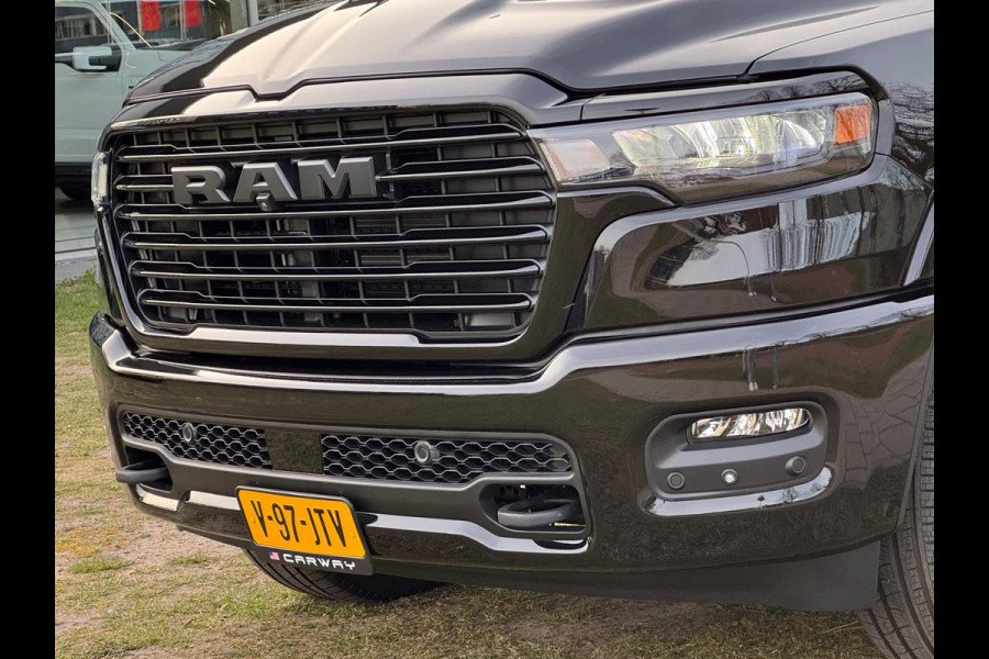 Dodge Ram Laramie full spec. luchtvering, pano, pass.scherm MY25 3.0L TT Hurrican 420pk