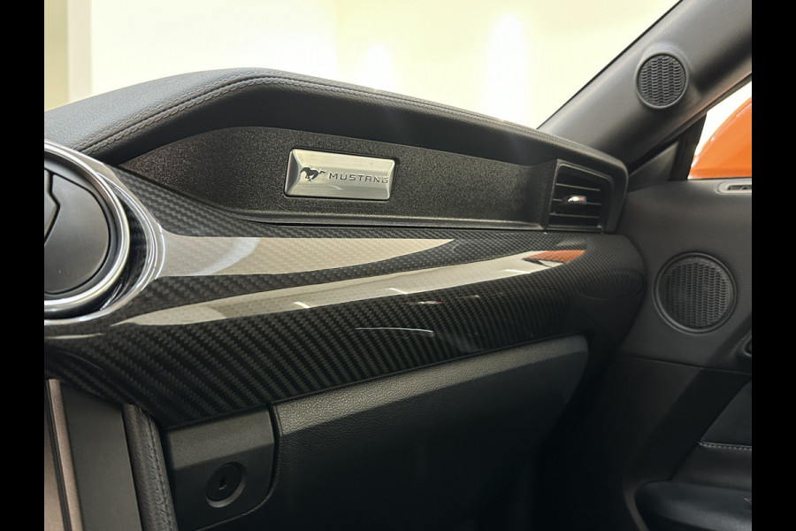 Ford Mustang 5.0 V8 GT Performance Carbon Pack NIEUWJAARSACTIE