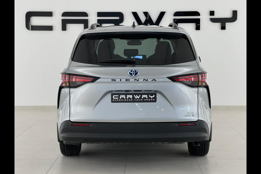 Toyota highlander Sienna 2.5 Hybrid Luxe XLE