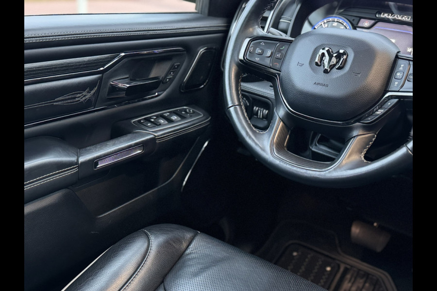 Dodge Ram 1500 5.7L HEMI V8 LIMITED NIGHT NL-AUTO