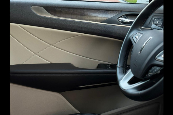 Lincoln MKC 2.0T EcoBoost Reserve Final Edition