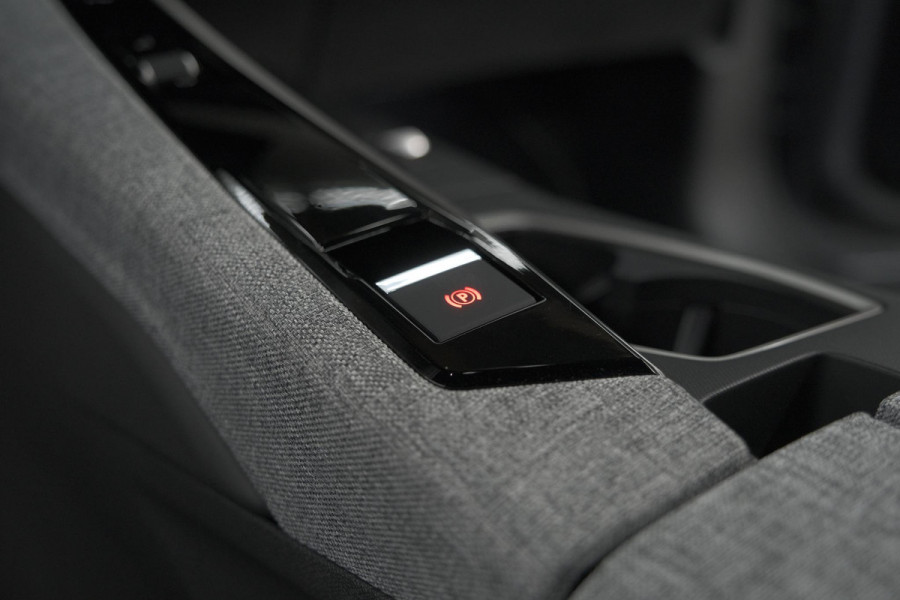 Peugeot 5008 HYbrid 145 e-DCS6 GT | Panoramadak | Camera | Elektrische Achterklep | Adaptieve Cruise Control