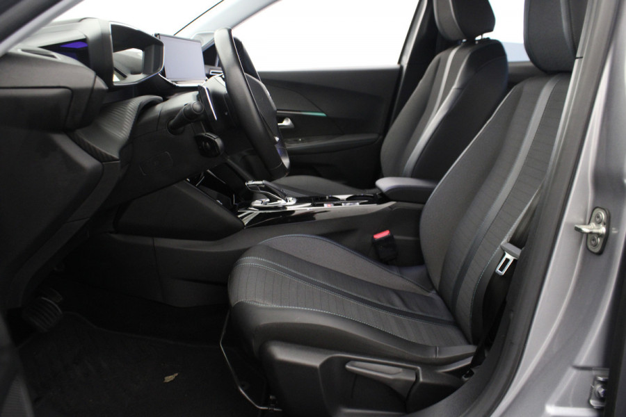 Peugeot 2008 1.2 PureTech Allure Pack |Camera|Navi|