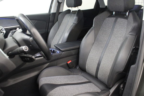 Peugeot 3008 1.2 PureTech Allure Pano