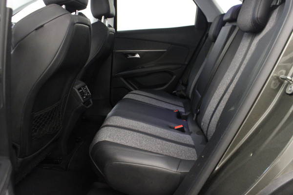 Peugeot 3008 1.2 PureTech Allure Pano