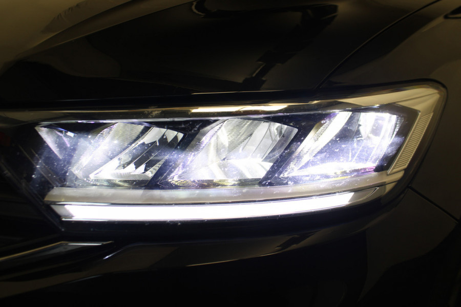 Volkswagen T-Roc 1.5 eTsi Goal!