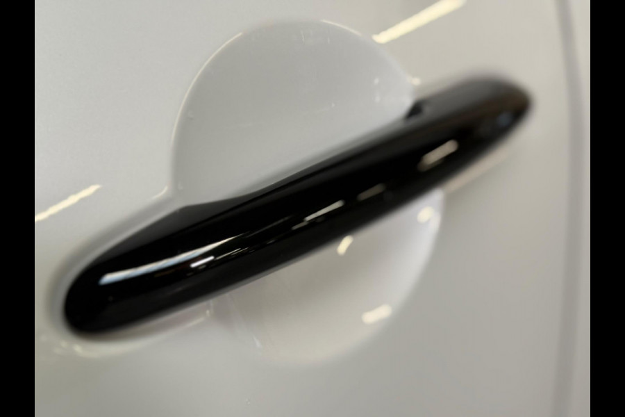 MINI Mini 2.0 Cooper S Essential | Pano | Keyless | HUD | Harman/Kardon | Sfeerverlichting | camera