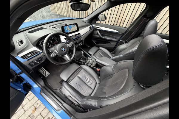 BMW X1 xDrive25e M-sport Automaat | Panoramadak | Leren bekleding | Stoelverwarming | LED verlichting | Climate & cruise control | Misa