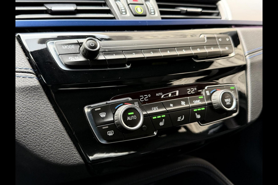 BMW X1 xDrive25e M-sport Automaat | Panoramadak | Leren bekleding | Stoelverwarming | LED verlichting | Climate & cruise control | Misa