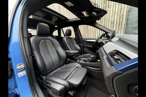 BMW X1 xDrive25e M-sport Automaat | Panoramadak | Leren bekleding | Stoelverwarming | LED verlichting | Climate & cruise control | Misa