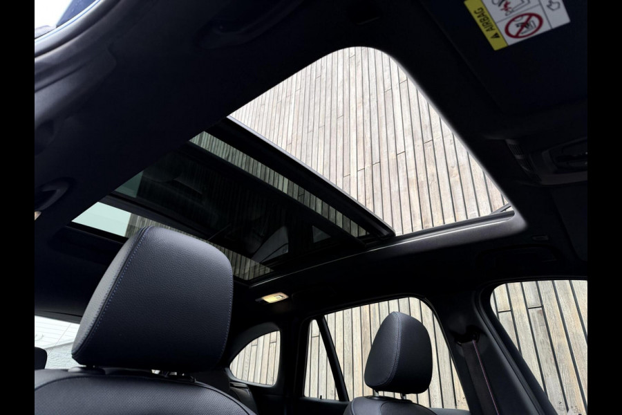 BMW X1 xDrive25e M-sport Automaat | Panoramadak | Leren bekleding | Stoelverwarming | LED verlichting | Climate & cruise control | Misa