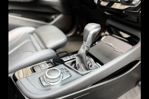 BMW X1 xDrive25e M-sport Automaat | Panoramadak | Leren bekleding | Stoelverwarming | LED verlichting | Climate & cruise control | Misa