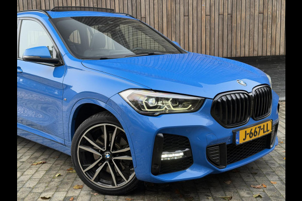 BMW X1 xDrive25e M-sport Automaat | Panoramadak | Leren bekleding | Stoelverwarming | LED verlichting | Climate & cruise control | Misa
