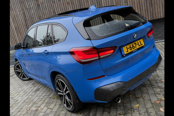 BMW X1 xDrive25e M-sport Automaat | Panoramadak | Leren bekleding | Stoelverwarming | LED verlichting | Climate & cruise control | Misa