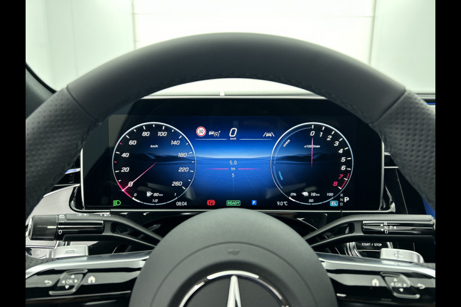 Mercedes-Benz E-Klasse 300 e Sport Edition | Nightpakket | GUARD 360° vehicle protection Plus | Panoramaschuifdak | DISTRONIC | Memorypakket | 360° camera | DIGITAL Light | MBUX Superscreen |