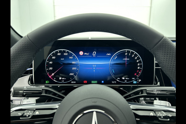 Mercedes-Benz E-Klasse 300 e Sport Edition | Nightpakket | GUARD 360° vehicle protection Plus | Panoramaschuifdak | DISTRONIC | Memorypakket | 360° camera | DIGITAL Light | MBUX Superscreen |