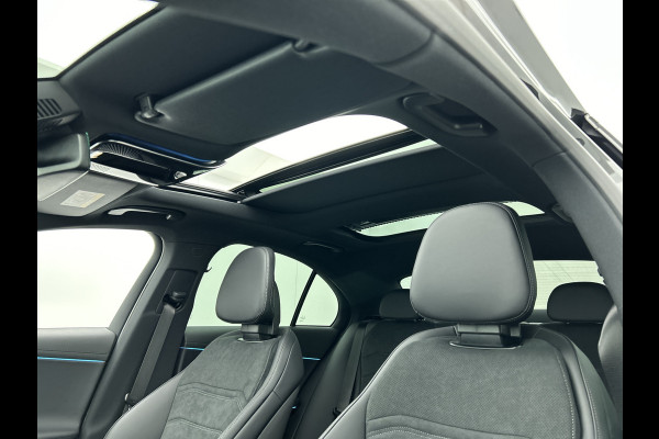 Mercedes-Benz E-Klasse 300 e Sport Edition | Nightpakket | GUARD 360° vehicle protection Plus | Panoramaschuifdak | DISTRONIC | Memorypakket | 360° camera | DIGITAL Light | MBUX Superscreen |