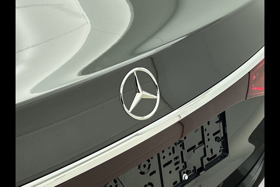 Mercedes-Benz E-Klasse 300 e Sport Edition | Nightpakket | GUARD 360° vehicle protection Plus | Panoramaschuifdak | DISTRONIC | Memorypakket | 360° camera | DIGITAL Light | MBUX Superscreen |