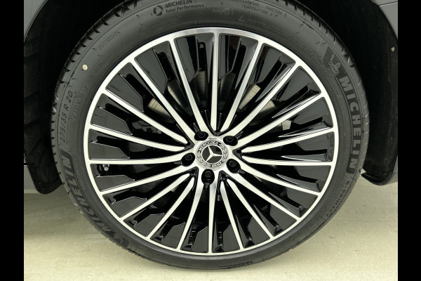 Mercedes-Benz E-Klasse 300 e Sport Edition | Nightpakket | GUARD 360° vehicle protection Plus | Panoramaschuifdak | DISTRONIC | Memorypakket | 360° camera | DIGITAL Light | MBUX Superscreen |