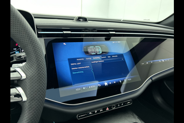 Mercedes-Benz E-Klasse 300 e Sport Edition | Nightpakket | GUARD 360° vehicle protection Plus | Panoramaschuifdak | DISTRONIC | Memorypakket | 360° camera | DIGITAL Light | MBUX Superscreen |