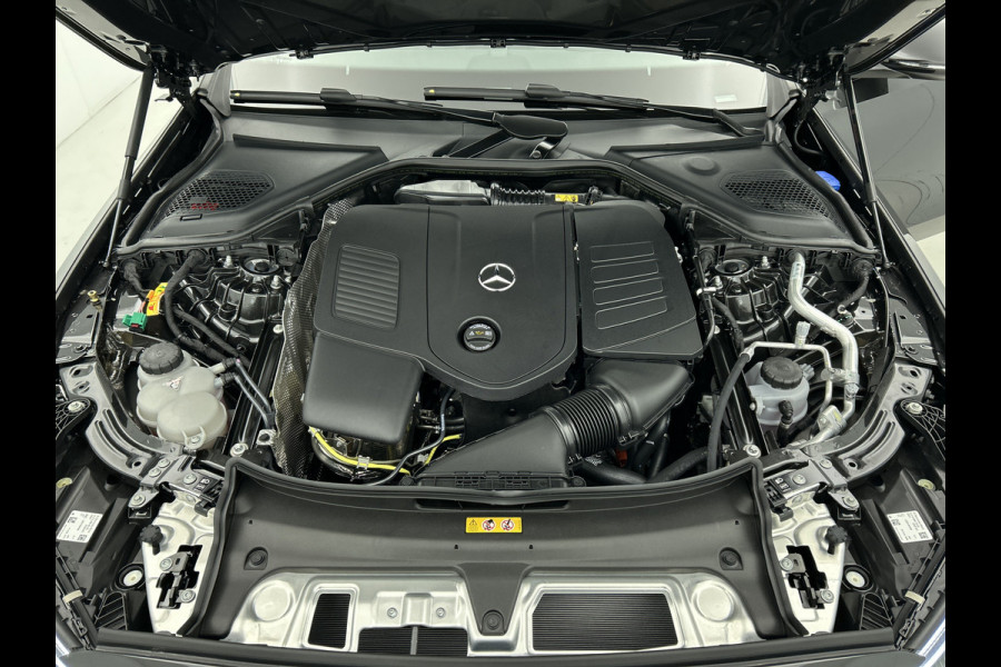 Mercedes-Benz E-Klasse 300 e Sport Edition | Nightpakket | GUARD 360° vehicle protection Plus | Panoramaschuifdak | DISTRONIC | Memorypakket | 360° camera | DIGITAL Light | MBUX Superscreen |