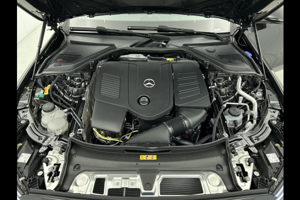 Mercedes-Benz E-Klasse 300 e Sport Edition | Nightpakket | GUARD 360° vehicle protection Plus | Panoramaschuifdak | DISTRONIC | Memorypakket | 360° camera | DIGITAL Light | MBUX Superscreen |