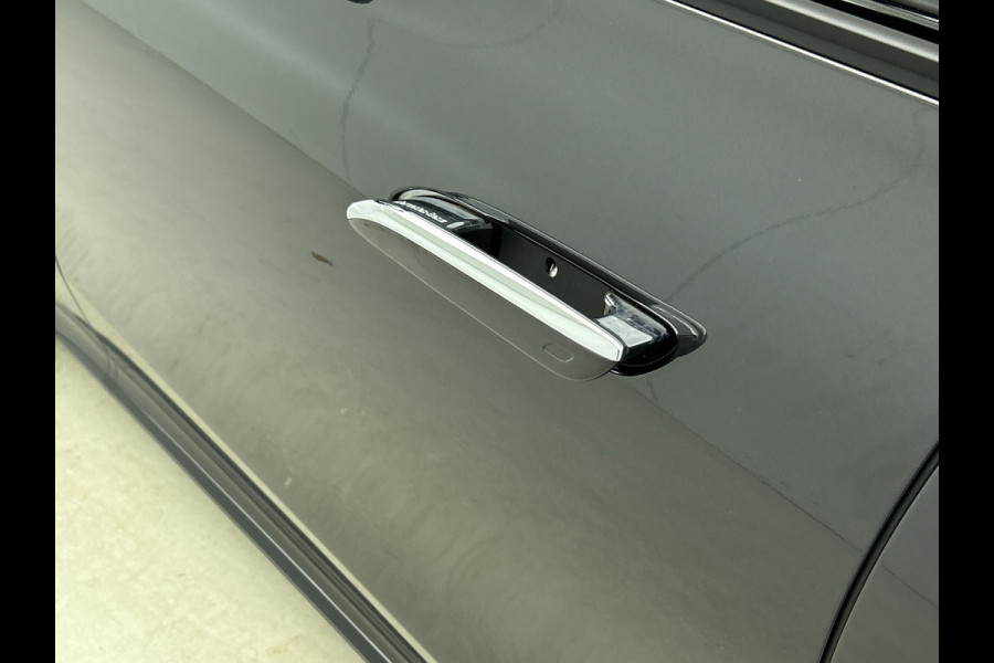 Mercedes-Benz E-Klasse 300 e Sport Edition | Nightpakket | GUARD 360° vehicle protection Plus | Panoramaschuifdak | DISTRONIC | Memorypakket | 360° camera | DIGITAL Light | MBUX Superscreen |