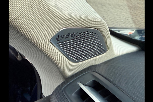 Lynk & Co 01 1.5 l Pano l Infinity Sound l ACC l Camera l IZGST l