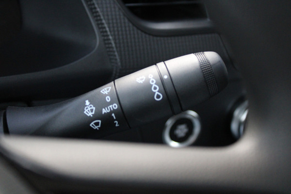 Renault Kangoo E-Tech Advance L2 44 kWh 123pk - Carplay - Stoelverwarming - PDC - Navi - Betimmering - LED - DAB - Cruise - Rijklaar