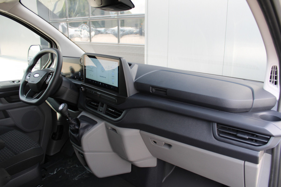 Ford Transit Custom 320 2.0 TDCI L2H1 Trend DC 136pk - 5 zits - Elek Trekhaak - LED - Stoelverwarming - Carplay/Android - Rijklaar
