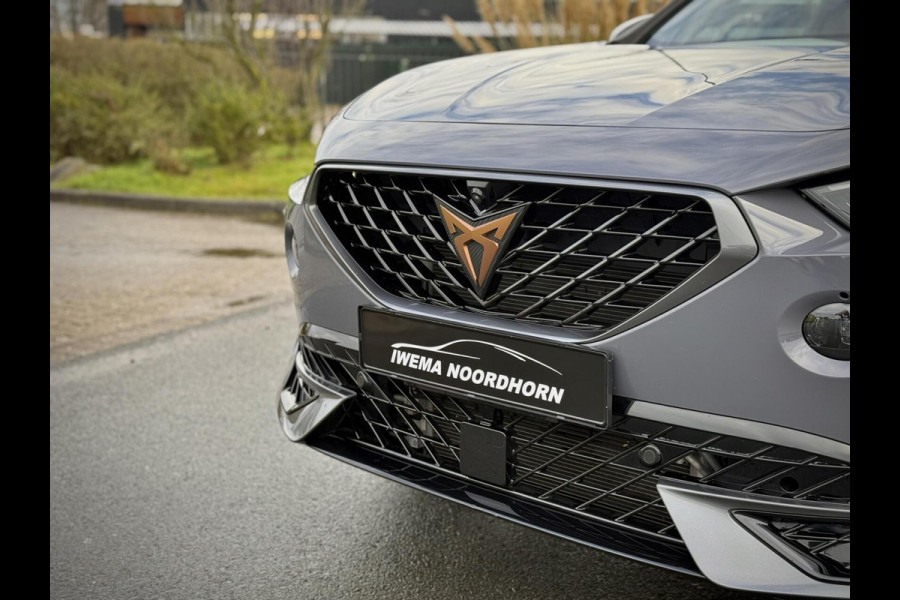 CUPRA Formentor 1.4 e-Hybrid VZ Performance Copper Style Panoramadak|Schaalstoelen|360° Camera|Stuurverw.|Keyless|