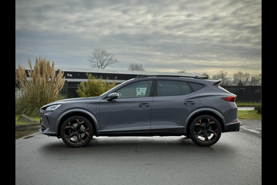 CUPRA Formentor 1.4 e-Hybrid VZ Performance Copper Style Panoramadak|Schaalstoelen|360° Camera|Stuurverw.|Keyless|