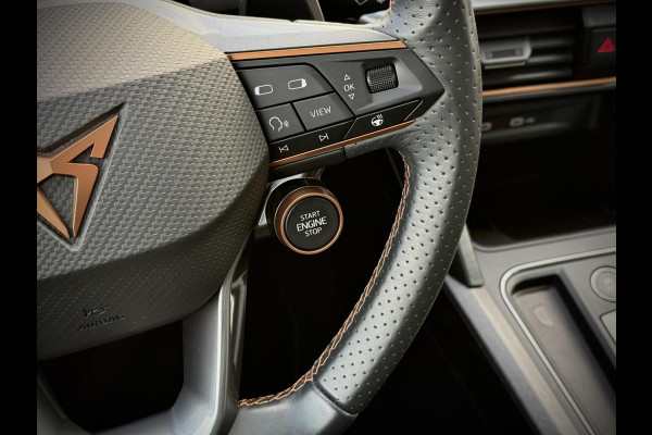 CUPRA Formentor 1.4 e-Hybrid VZ Performance Copper Style Panoramadak|Schaalstoelen|360° Camera|Stuurverw.|Keyless|