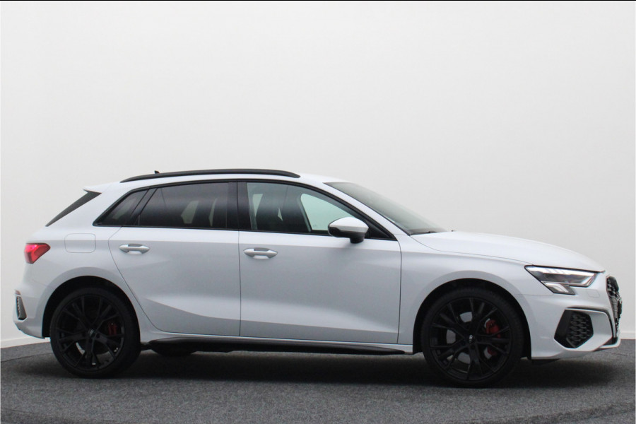 Audi A3 Sportback 45 TFSI e S edition Competition Virtual Cockpit, Standkachel, Cruise, Navigatie, Bluetooth, Climate, PDC, 19''