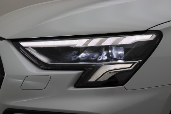 Audi A3 Sportback 45 TFSI e S edition Competition Virtual Cockpit, Standkachel, Cruise, Navigatie, Bluetooth, Climate, PDC, 19''