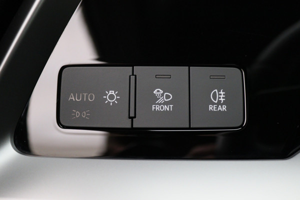 Audi A3 Sportback 45 TFSI e S edition Competition Virtual Cockpit, Standkachel, Cruise, Navigatie, Bluetooth, Climate, PDC, 19''