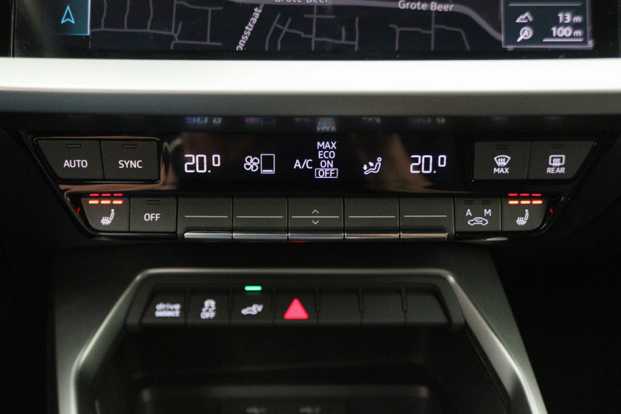 Audi A3 Sportback 45 TFSI e S edition Competition Virtual Cockpit, Standkachel, Cruise, Navigatie, Bluetooth, Climate, PDC, 19''