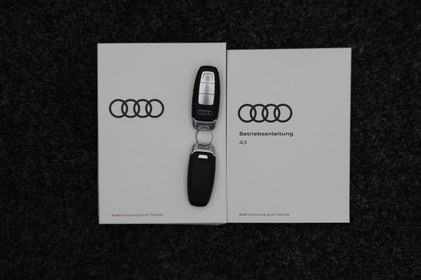 Audi A3 Sportback 45 TFSI e S edition Competition Virtual Cockpit, Standkachel, Cruise, Navigatie, Bluetooth, Climate, PDC, 19''