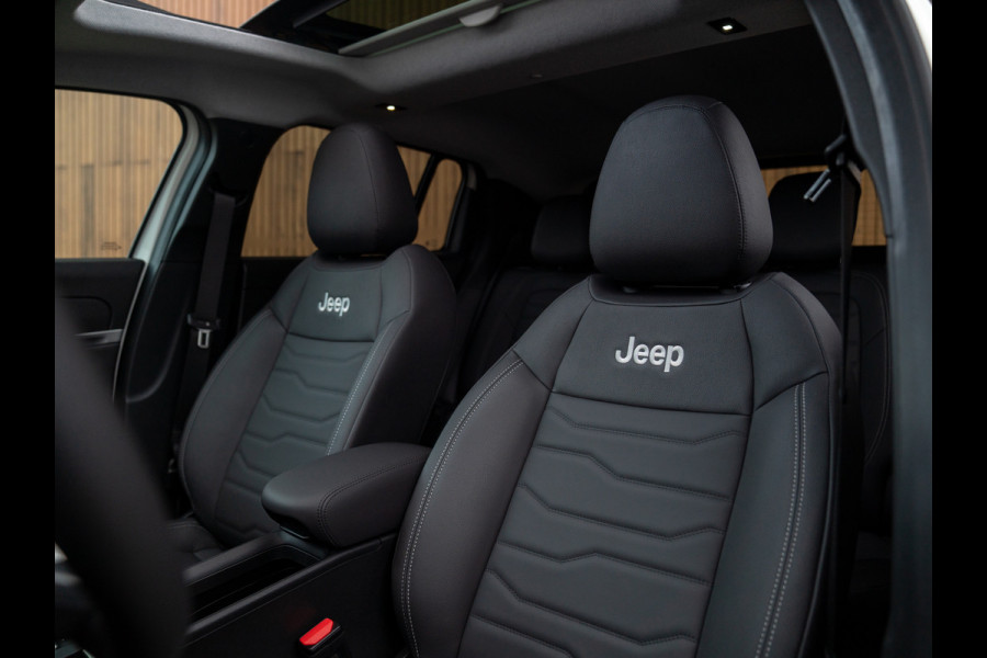 Jeep Avenger 1.2 e-Hybrid Summit | Full option! | Pano-dak | 18 inch | Adapt. cruise | JBL