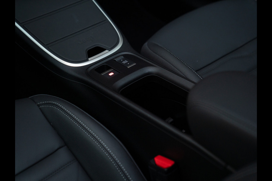 Jeep Avenger 1.2 e-Hybrid Summit | Full option! | Pano-dak | 18 inch | Adapt. cruise | JBL