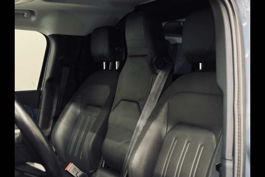 Land Rover Defender 110 3.0 D300 S HardTop Commercial | Trekhaak | Luchtvering | 360 camera