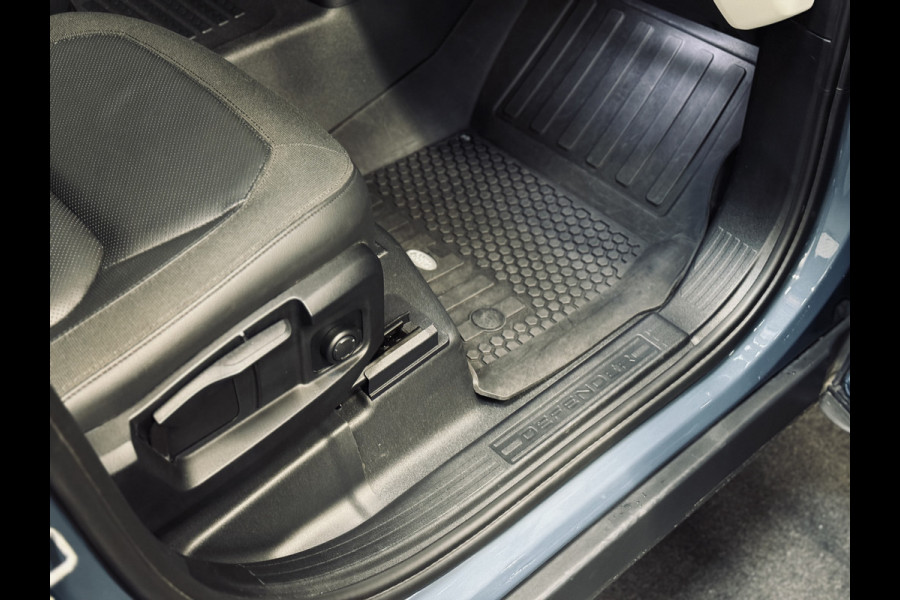 Land Rover Defender 110 3.0 D300 S HardTop Commercial | Trekhaak | Luchtvering | 360 camera