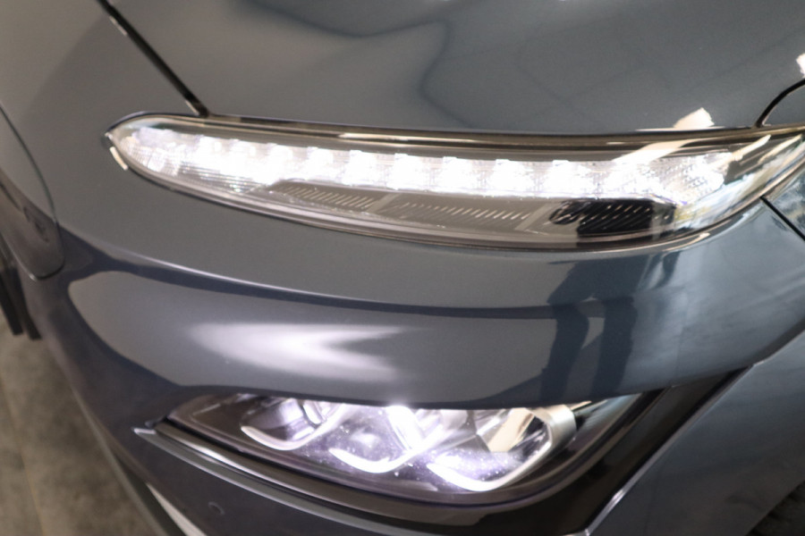 Hyundai Kona EV Fashion 64 kWh ACC Climate PDC Keyless LED