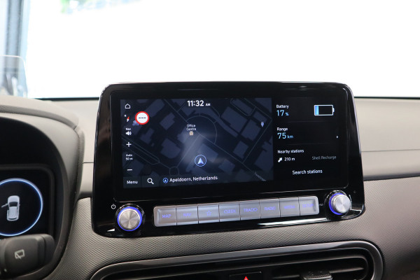 Hyundai Kona EV Fashion 64 kWh ACC Climate PDC Keyless LED