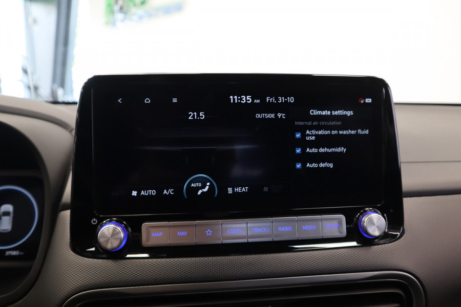 Hyundai Kona EV Fashion 64 kWh ACC Climate PDC Keyless LED