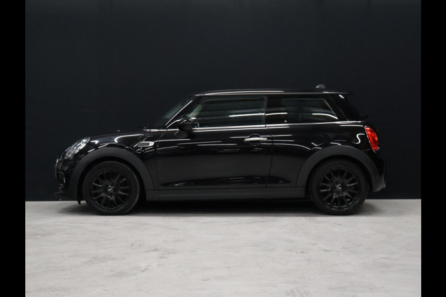 MINI Mini 1.5 Cooper Business [NAVIGATIE, AIRCO, PDC ACHTER, BLUETOOTH, 6-BAK, CRUISE CONTROL, NIEUWSTAAT]