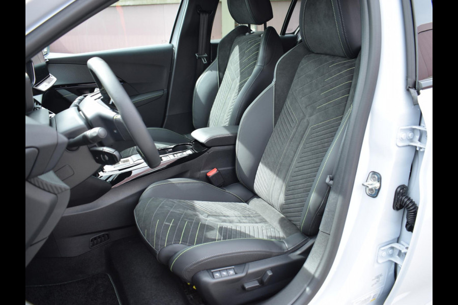 Peugeot e-208 EV GT Avantage 51 kWh NAVI + CARPLAY | ACHTERUITRIJCAMERA MET SENSOREN | E.C.C. | UIT VOORRAAD LEVERBAAR