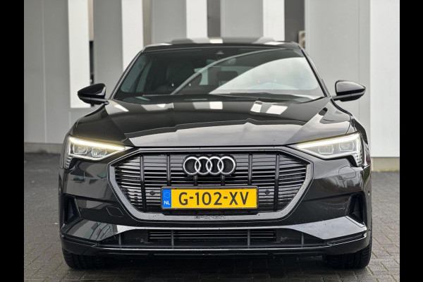 Audi e-tron E-tron 55 quattro advanced 95 kWh S-LINE, panoramadak,21 inch, 2 e eigenaar, nl auto met nationale auto pas