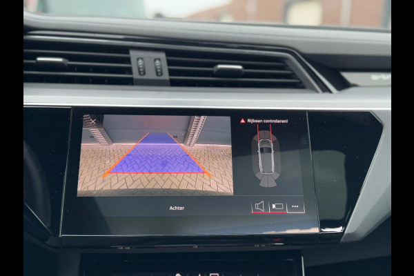 Audi e-tron E-tron 55 quattro advanced 95 kWh S-LINE, panoramadak,21 inch, 2 e eigenaar, nl auto met nationale auto pas