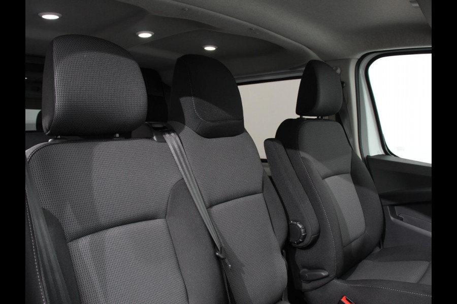 Renault Trafic 2.0 Blue dC1 150 EDC T30 L2H1 Advance Dubbele cabine Navigatie Airco Lichtmetalen velgen Betimmering Trekhaak Camera Parkeer sensoren Dab